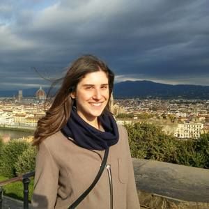 Meet your Posher, Laura